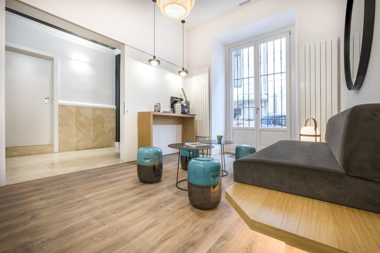 Slow Suites Bellas Artes Madrid Luaran gambar