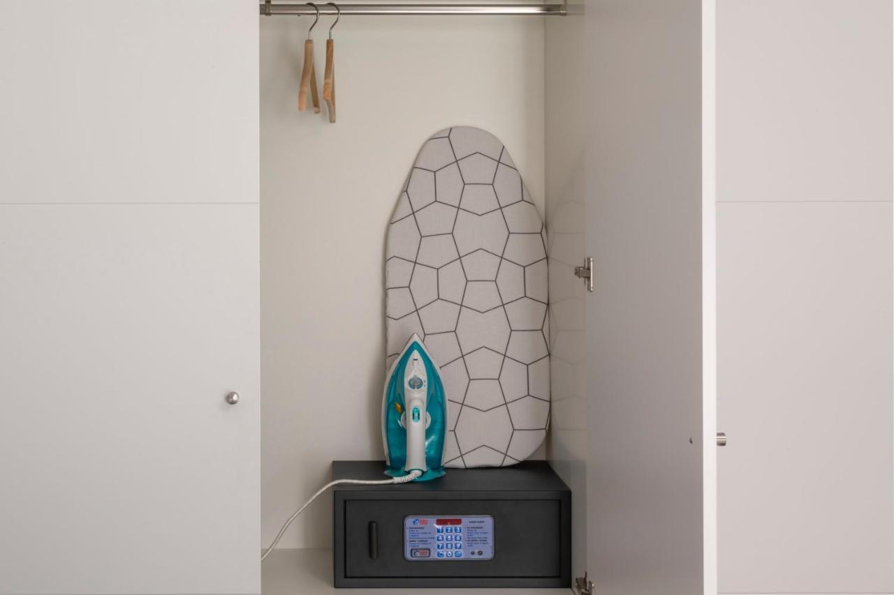 Slow Suites Bellas Artes Madrid Luaran gambar